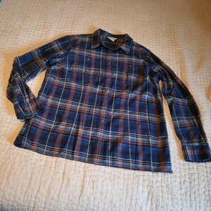 NWOT  Deluth Free Swinging  Relaxed Fit Womens Sz. Large Flannel Button Up Shirt
